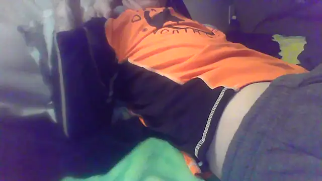 Snapshot of HungandHynotic chatting on February 20, 2026, 10:16 am HungandHynotic online show from February 20, 2026, 10:16 am