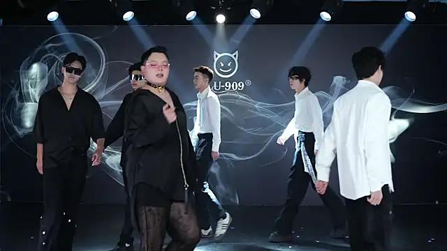 Snapshot of MS-180 chatting on January 14, 2026, 8:09 am MS-180 online show from January 14, 2026, 8:09 am