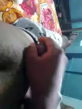 Bishxxx online show from April 24, 2026, 6:27 am