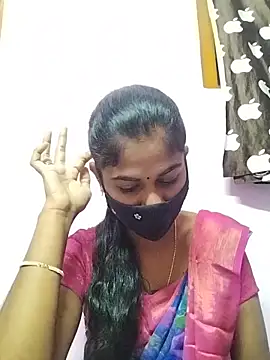 Tamil Hot RoyalQueen online show from April 13, 2026, 1:49 pm