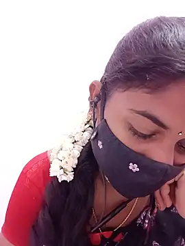 Tamil Hot RoyalQueen online show from June 2, 2026, 5:37 pm