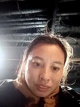 Snapshot of kaia-cam chatting on February 2, 2026, 4:44 am kaia-cam online show from February 2, 2026, 4:44 am