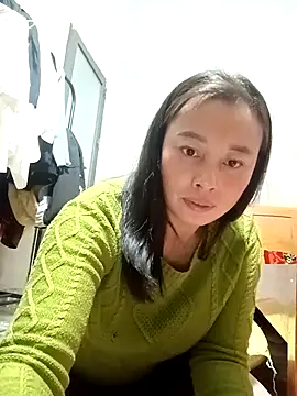 Snapshot of kaia-cam chatting on February 7, 2026, 8:29 am kaia-cam online show from February 7, 2026, 8:29 am