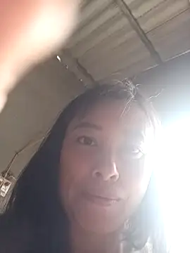 Snapshot of kaia-cam chatting on February 11, 2026, 7:02 am kaia-cam online show from February 11, 2026, 7:02 am