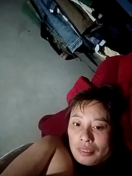 Snapshot of kaia-cam chatting on February 20, 2026, 9:37 pm kaia-cam online show from February 20, 2026, 9:37 pm