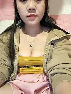 Ngocmai lazdy online show from February 4, 2026, 3:07 pm