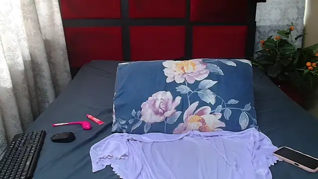 EbonySexySlim online show from February 25, 2026, 6:12 am