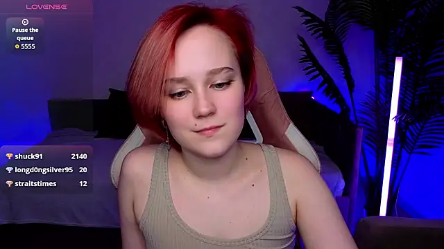 Ellie Heavenly online show from April 1, 2026, 1:41 pm