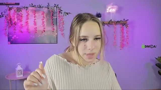 Snapshot of miles_candy chatting on January 18, 2026, 12:20 pm miles candy online show from January 18, 2026, 12:20 pm