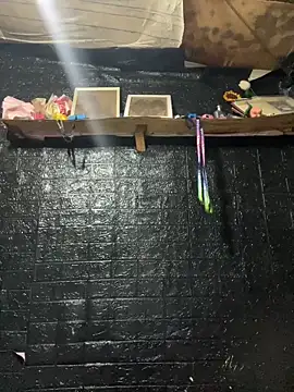 HugeAgatha online show from February 10, 2026, 8:57 pm