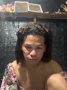 HugeAgatha online show from February 18, 2026, 9:11 pm