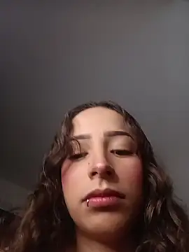 AlexxaAndRileyy online show from February 18, 2026, 1:18 pm