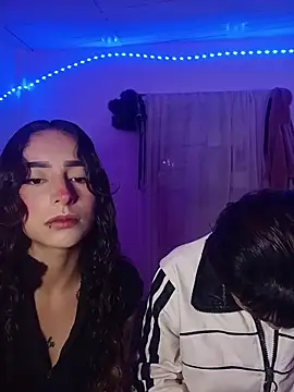 AlexxaAndRileyy online show from June 6, 2026, 7:40 pm