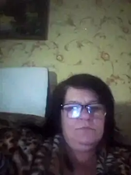 Snapshot of NysiOlsen chatting on February 6, 2026, 9:40 pm NysiOlsen online show from February 6, 2026, 9:40 pm