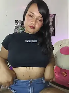 ebonysummer  online show from June 6, 2026, 4:39 am
