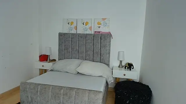 Lucy Carson  online show from January 14, 2026, 3:45 am