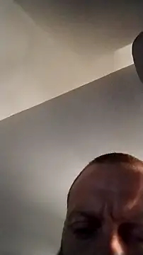 Snapshot of sterng6969 chatting on January 13, 2026, 12:32 pm sterng6969 online show from January 13, 2026, 12:32 pm