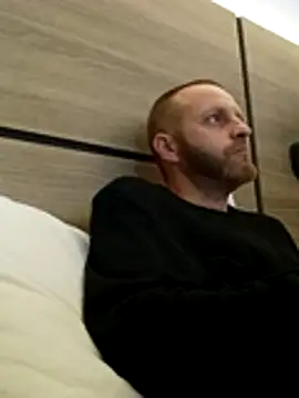 Snapshot of sterng6969 chatting on February 15, 2026, 3:03 am sterng6969 online show from February 15, 2026, 3:03 am