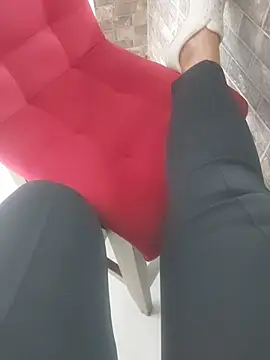 Karine0806 online show from April 11, 2026, 8:13 pm