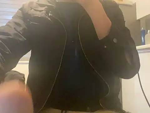 mex2005 online show from January 13, 2026, 6:13 pm