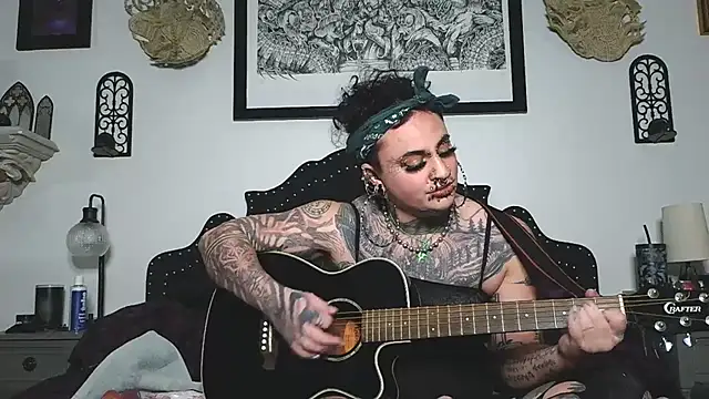 VeraVendetta online show from February 8, 2026, 7:12 am