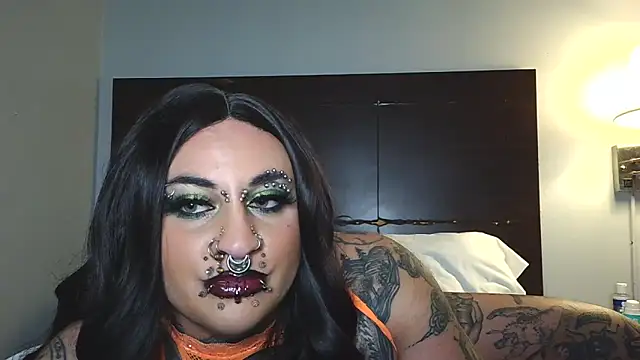 VeraVendetta online show from February 28, 2026, 4:46 am