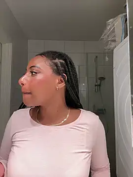 xo steffyxo 4 online show from March 31, 2026, 7:36 pm