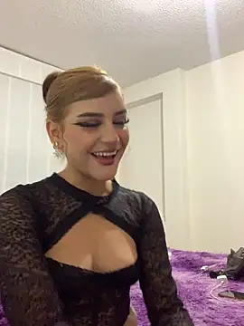 Snapshot of ivy-777 chatting on April 29, 2026, 1:10 am ivy-777 online show from April 29, 2026, 1:10 am