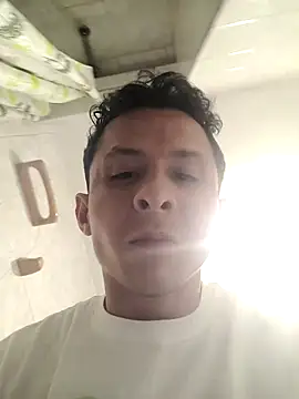 clason19 online show from January 15, 2026, 3:55 am