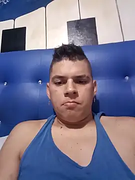 Snapshot of CaetanoZuluaga chatting on January 13, 2026, 9:58 am CaetanoZuluaga online show from January 13, 2026, 9:58 am