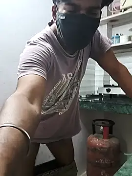 Hottlund6 online show from April 23, 2026, 12:34 am