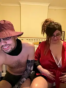 oldladyxyoungboy online show from January 17, 2026, 2:38 am