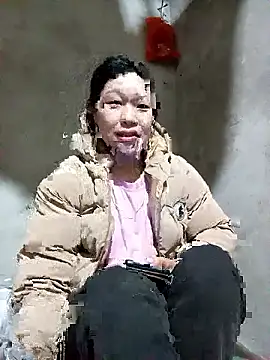 Snapshot of Nga_x9 chatting on January 14, 2026, 12:00 pm Nga x9 online show from January 14, 2026, 12:00 pm