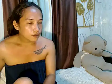 Angelmaexxx online show from February 1, 2026, 1:42 pm