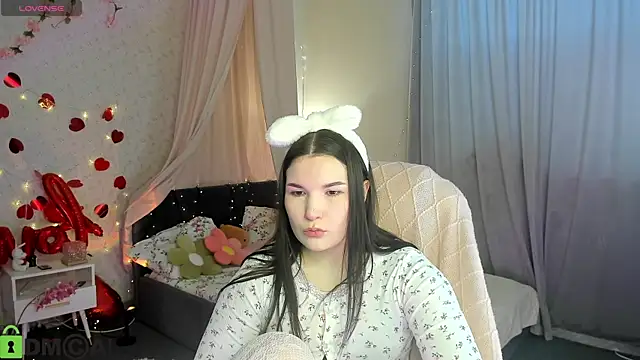 Snapshot of Mira_Silk chatting on February 28, 2026, 3:51 am Mira Silk online show from February 28, 2026, 3:51 am