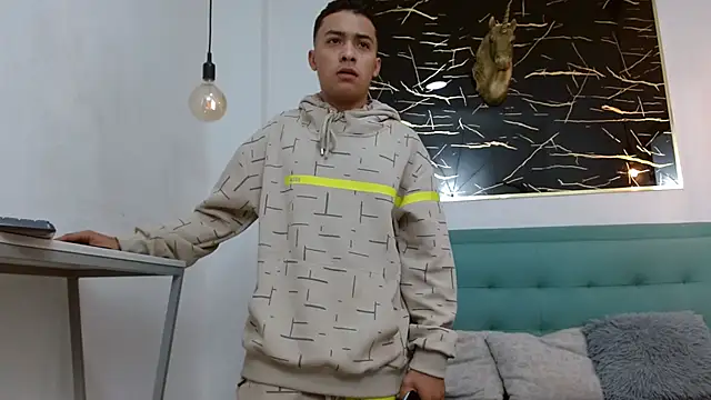 MarcusLux  online show from January 15, 2026, 11:48 am