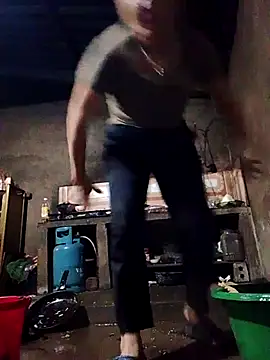 Lisakeem online show from March 15, 2026, 12:44 pm