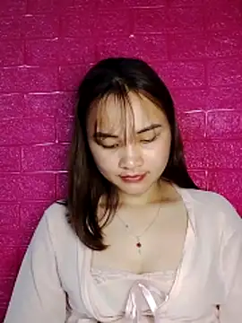 Lisakeem online show from March 25, 2026, 5:02 am