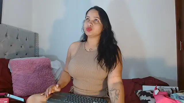 celeneortii online show from March 21, 2026, 12:54 pm