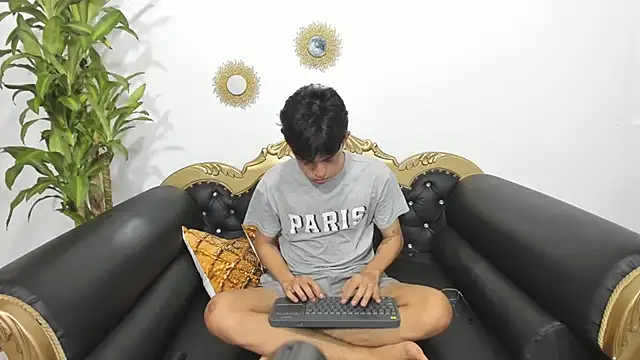 Snapshot of jisus_catt chatting on July 12, 2026, 6:04 am jisus catt online show from July 12, 2026, 6:04 am