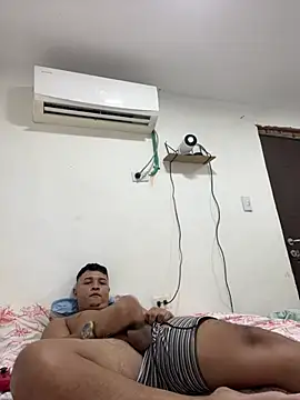 juandacaliente78 online show from May 8, 2026, 6:52 am