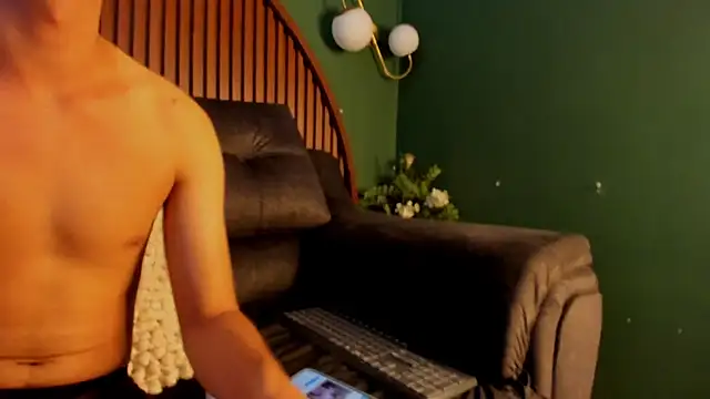 Alhan Twink online show from March 21, 2026, 5:23 am