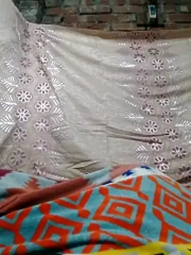 Hot Sweeti online show from February 8, 2026, 11:08 pm