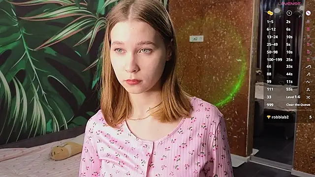 vickky shy online show from February 27, 2026, 6:52 pm