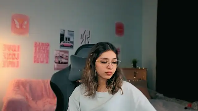 Snapshot of dinnerwithflowers chatting on February 14, 2026, 1:19 pm dinnerwithflowers online show from February 14, 2026, 1:19 pm