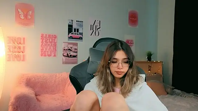 Snapshot of dinnerwithflowers chatting on February 17, 2026, 1:07 pm dinnerwithflowers online show from February 17, 2026, 1:07 pm