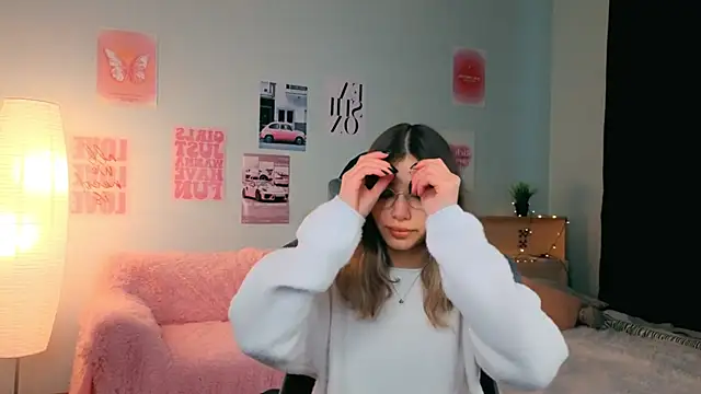 Snapshot of dinnerwithflowers chatting on February 20, 2026, 12:49 pm dinnerwithflowers online show from February 20, 2026, 12:49 pm