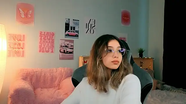 Snapshot of dinnerwithflowers chatting on February 22, 2026, 1:20 pm dinnerwithflowers online show from February 22, 2026, 1:20 pm