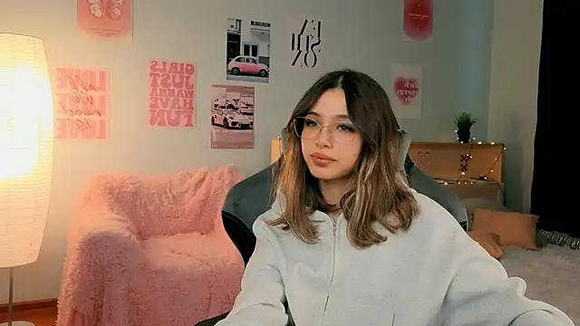 Snapshot of dinnerwithflowers chatting on March 2, 2026, 1:07 pm dinnerwithflowers online show from March 2, 2026, 1:07 pm