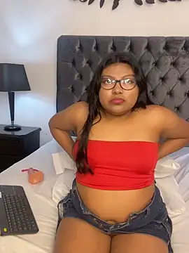 Kiri Black  online show from March 18, 2026, 5:32 am